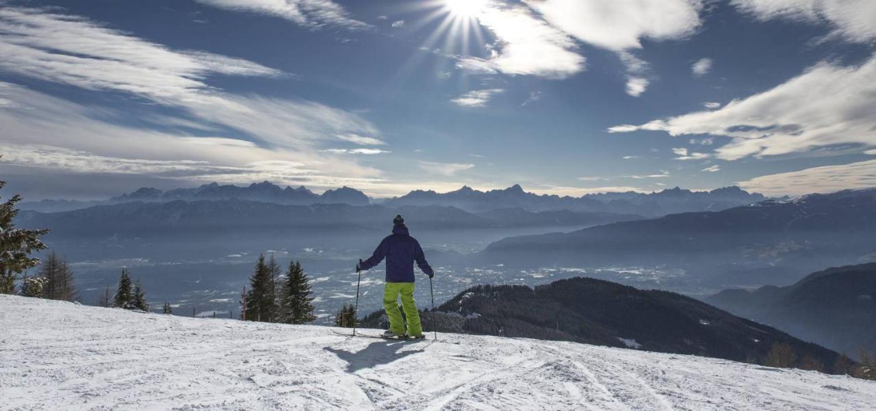 Naturel Hoteldorf Schoenleitn Latschach ober dem Faakersee Exteriér fotografie