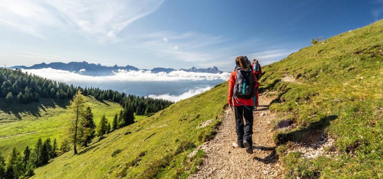 Naturel Hoteldorf Schoenleitn Latschach ober dem Faakersee Exteriér fotografie